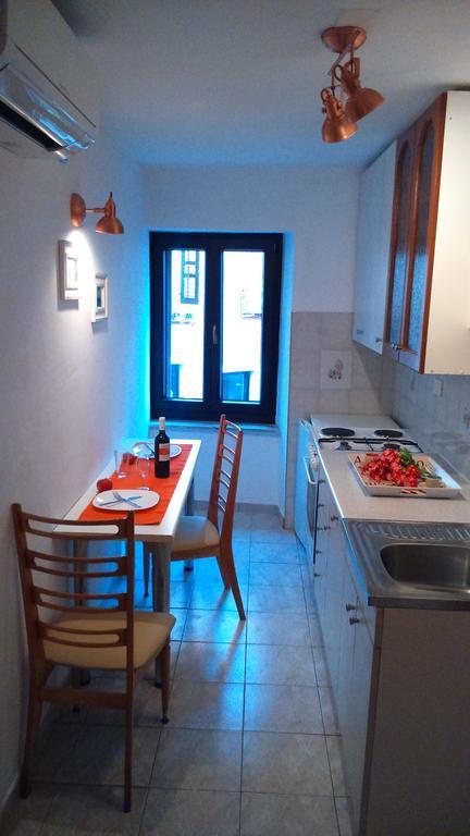 Apartment Vladka 伊佐拉 外观 照片